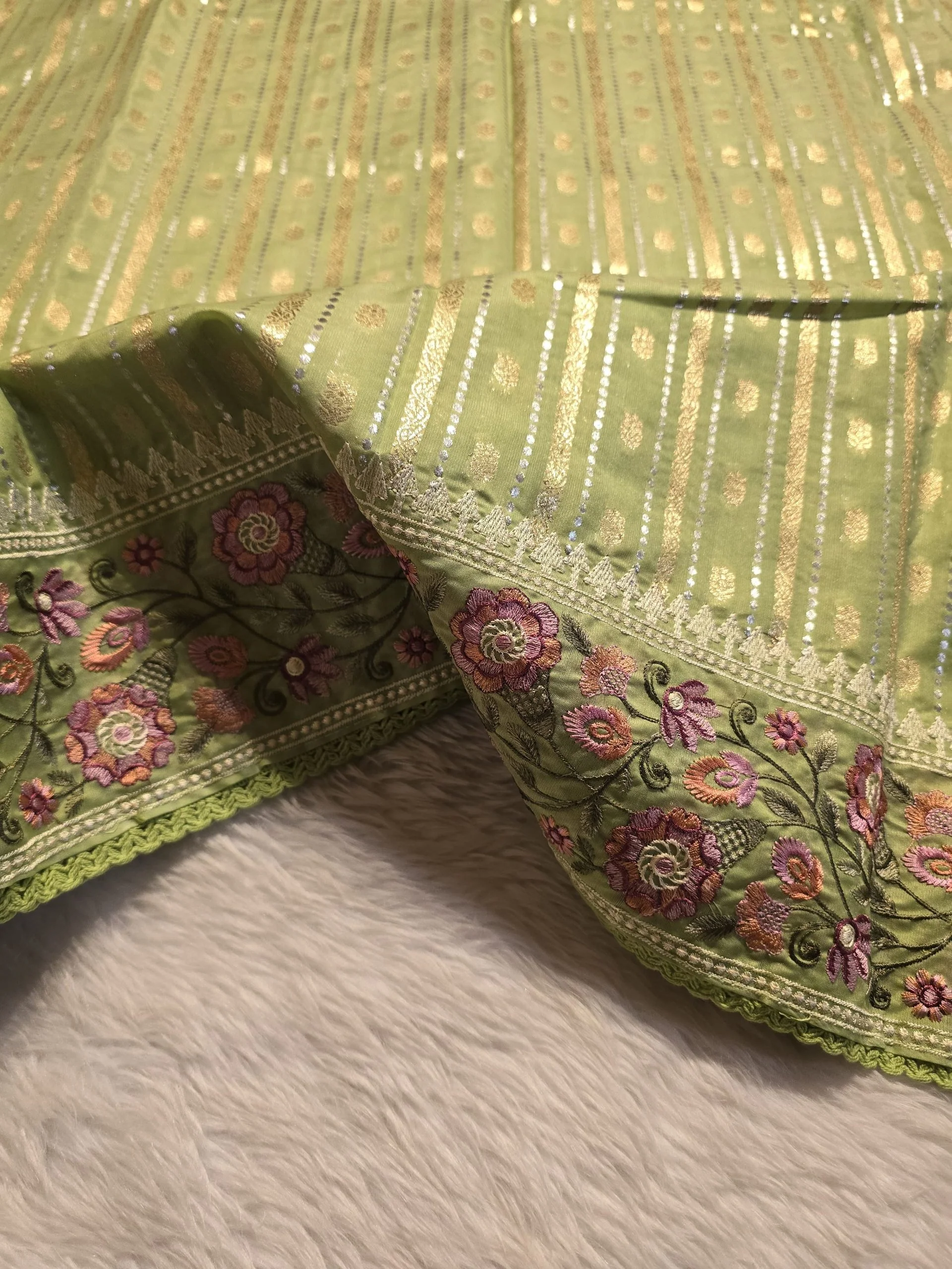 ANAHA-GREEN SAREE - Image 3