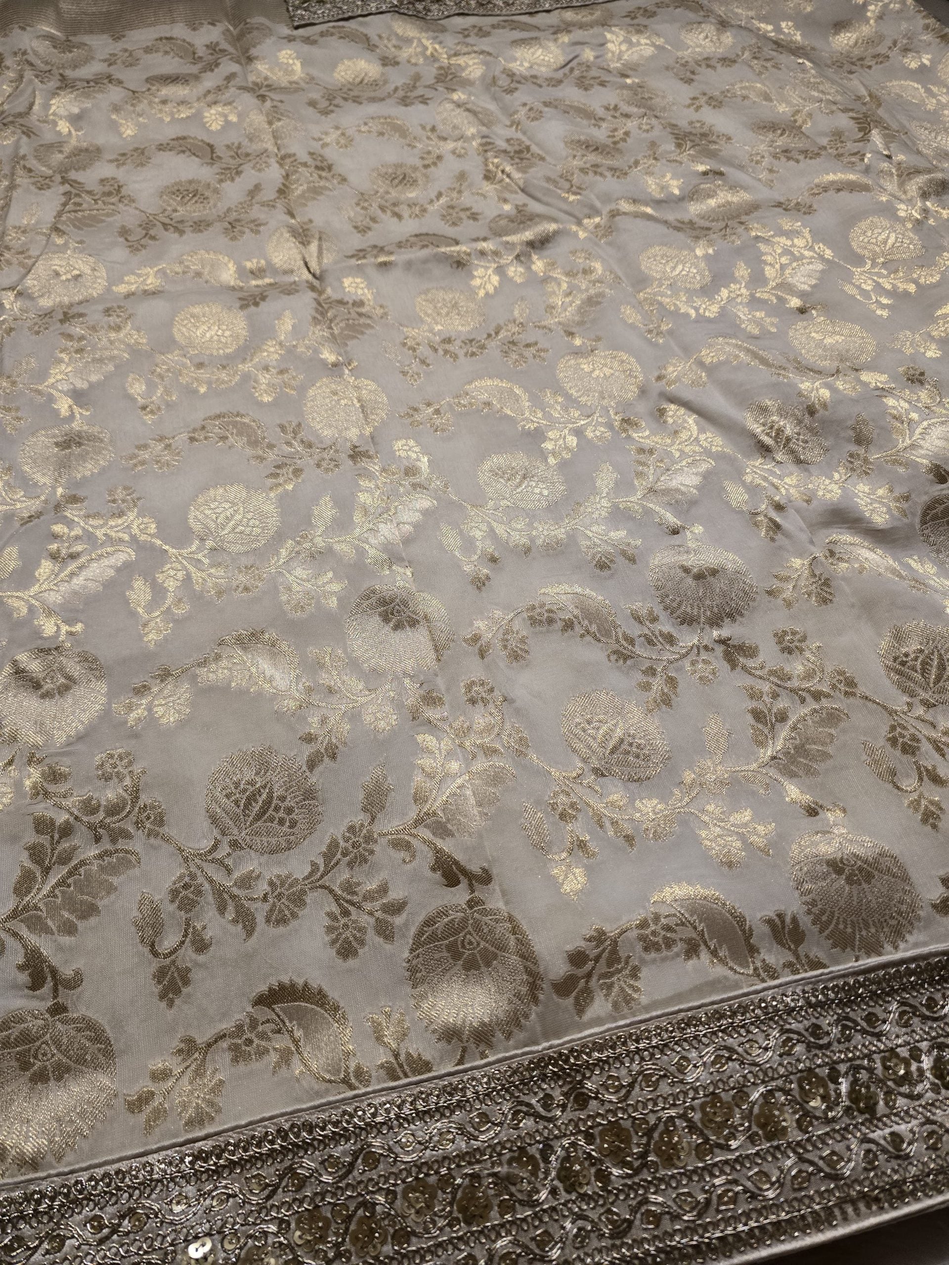 ANIKA BRIDAL EDIT- HALF WHITE SAREE - Image 4