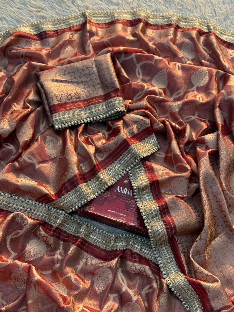 Anika's Tissue motif saree - Coffee Brown - Image 9
