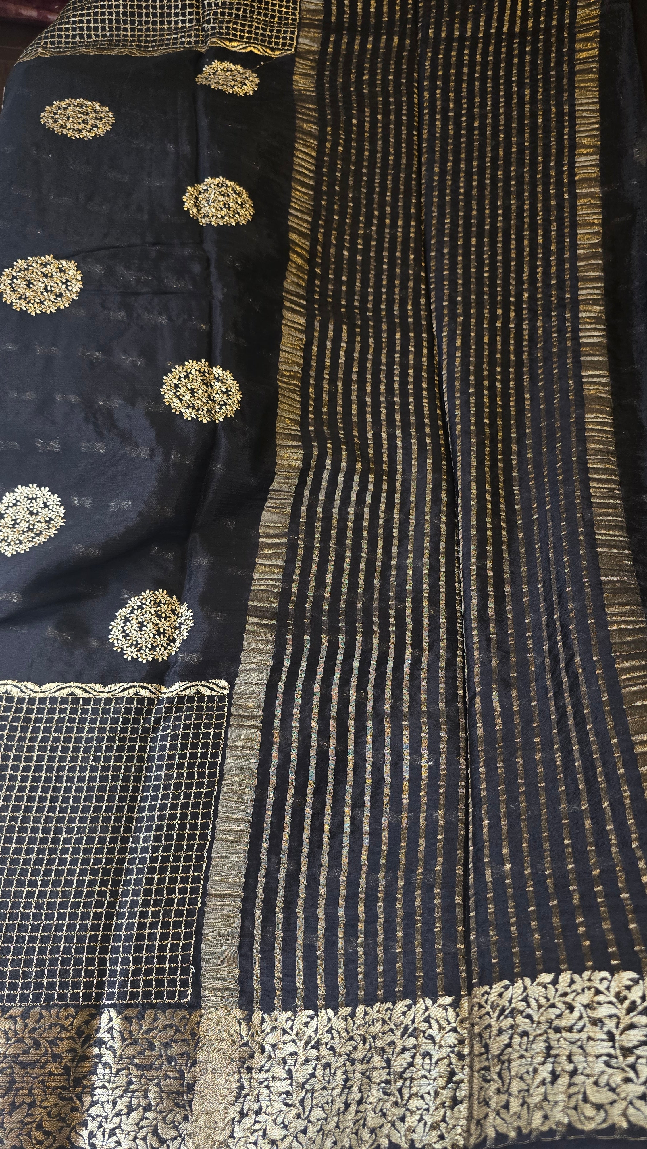 CHINON SILK SAREE-BLACK - Image 4