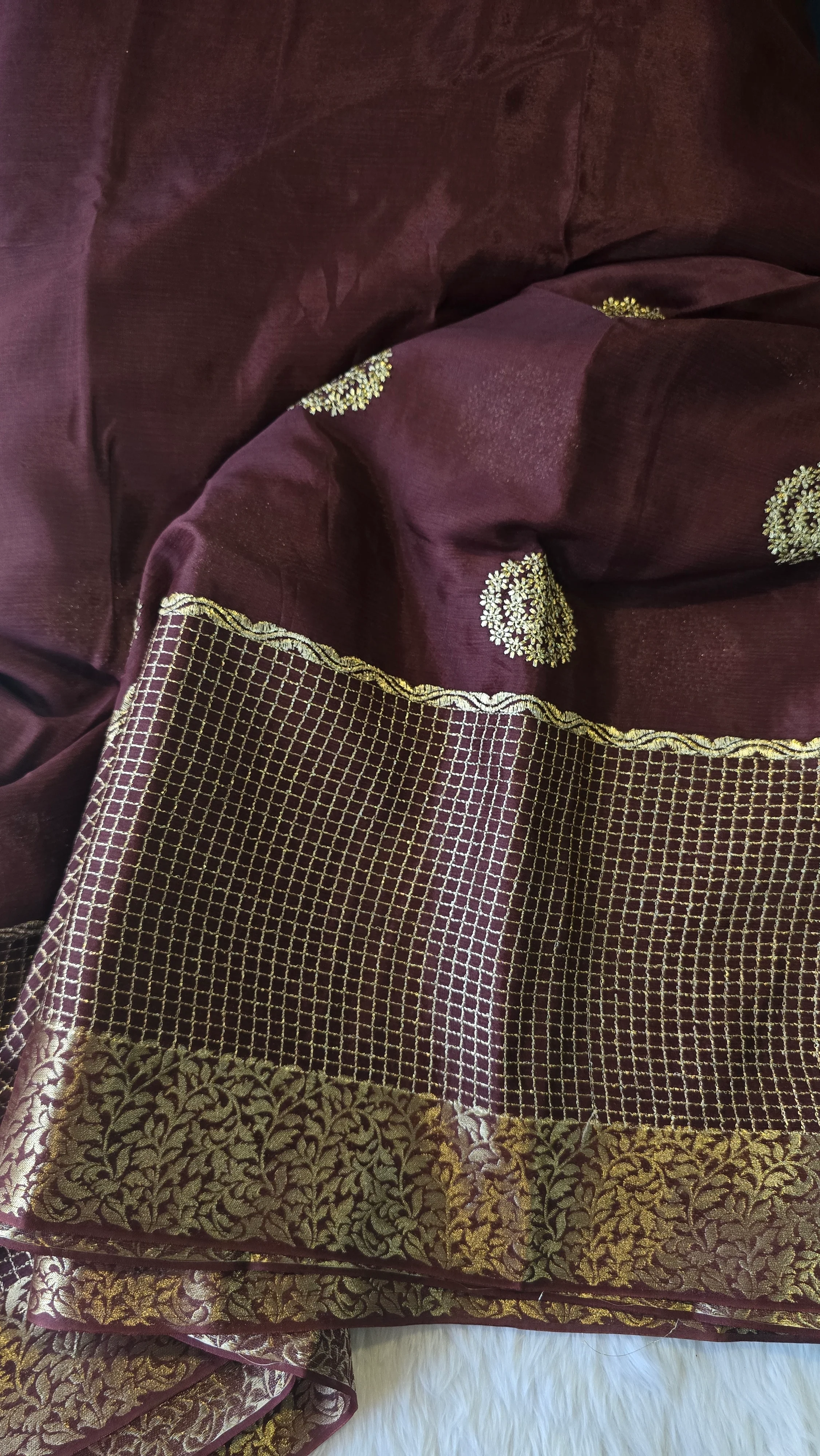 CHINON SILK SAREE - DARK COFFEE - Image 4