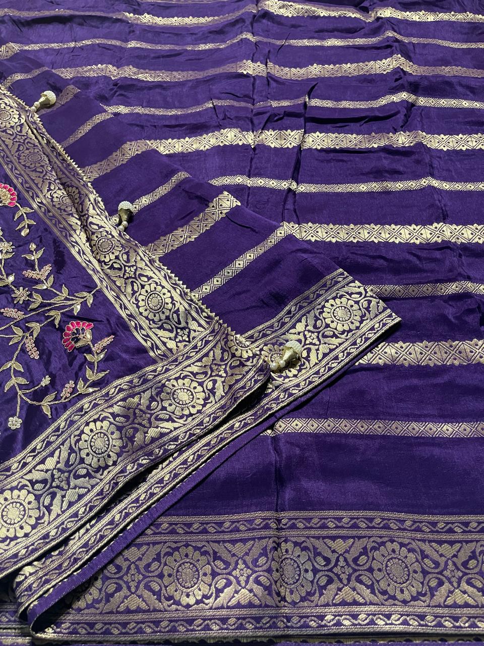 HEY- PURPLE SAREE - Image 4