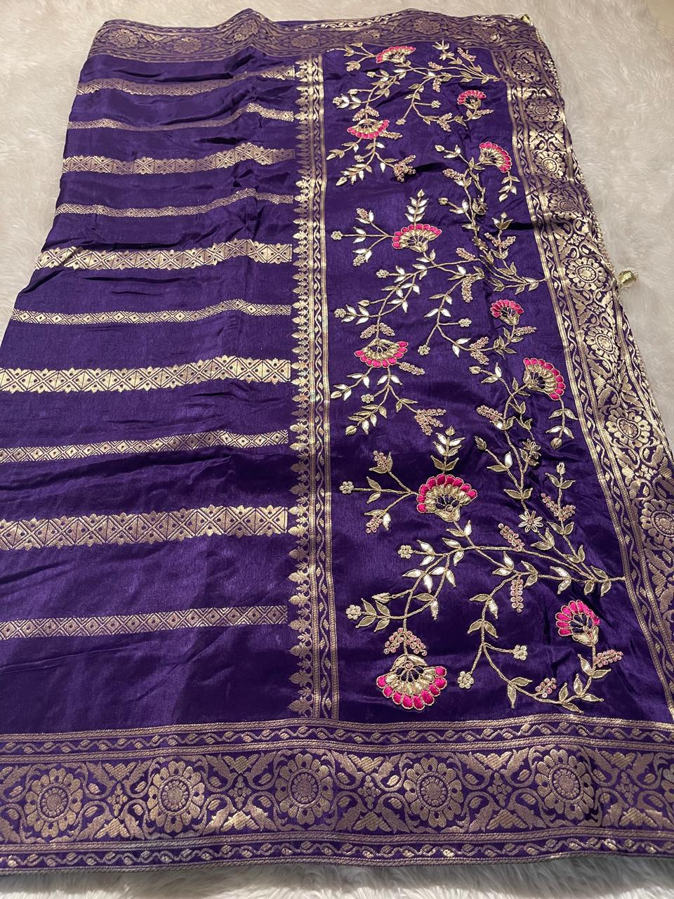 HEY- PURPLE SAREE - Image 5