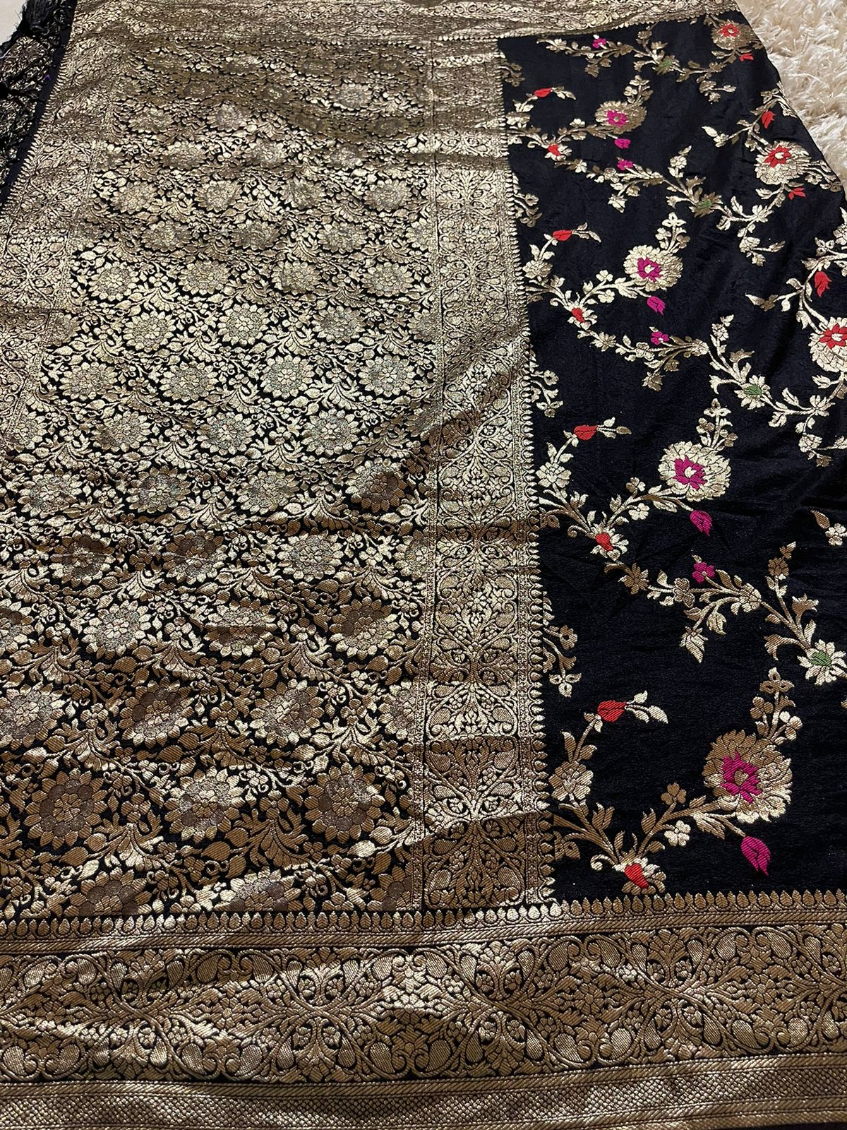 KASI - BLACK SAREE - Image 4