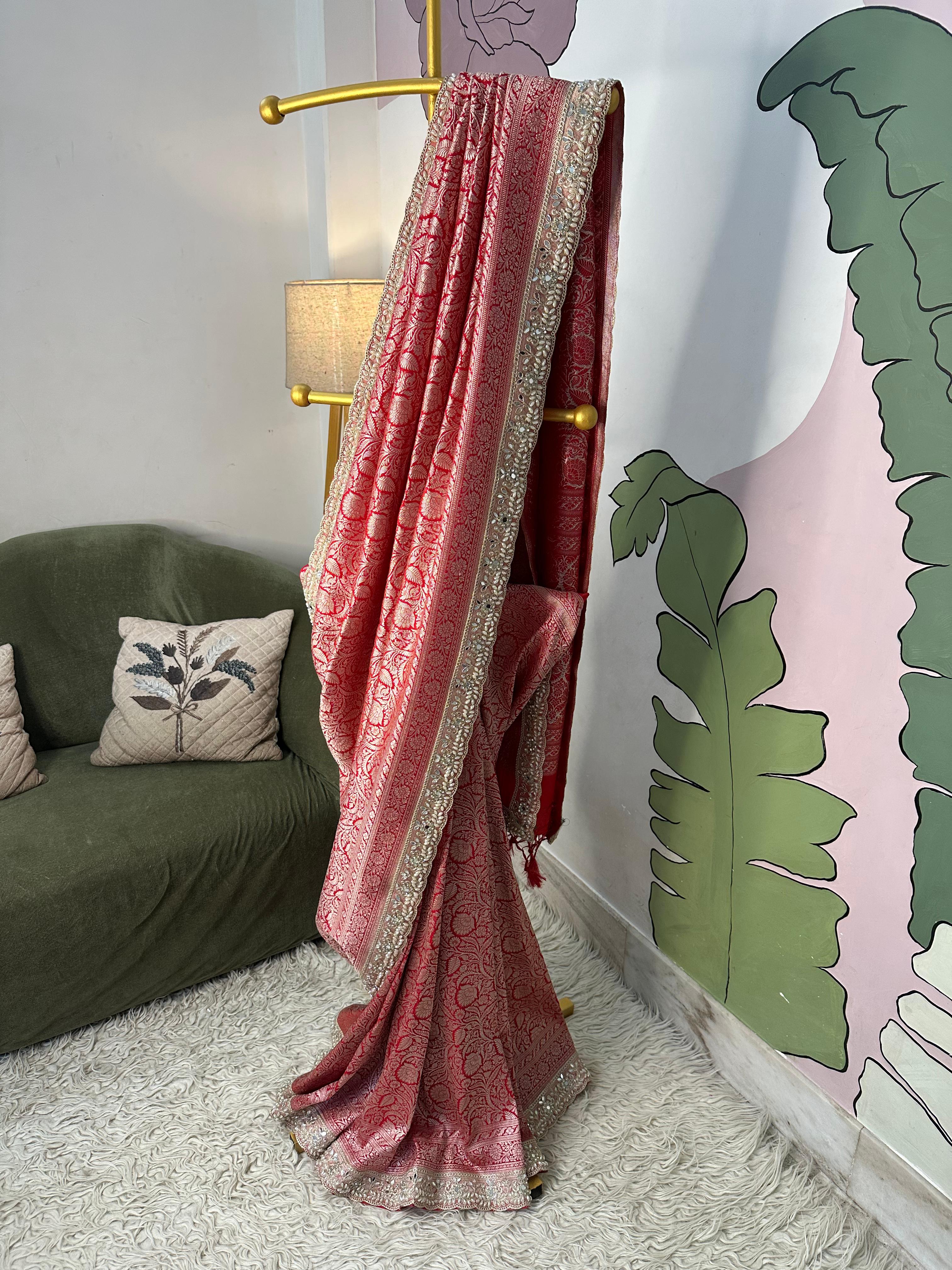 MATHURI - BANARASI MUSHRO SILK SAREE - RED - Image 9