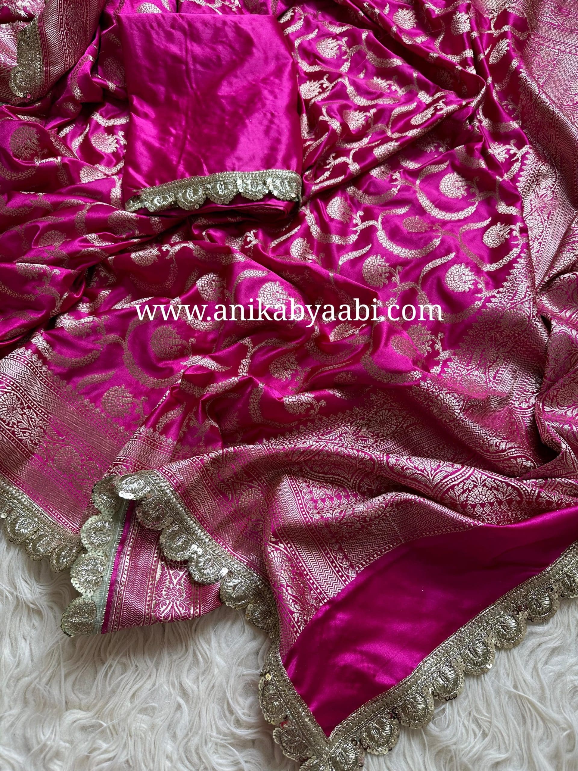 MUSHRO LACE-RANI PINK SAREE - Image 3