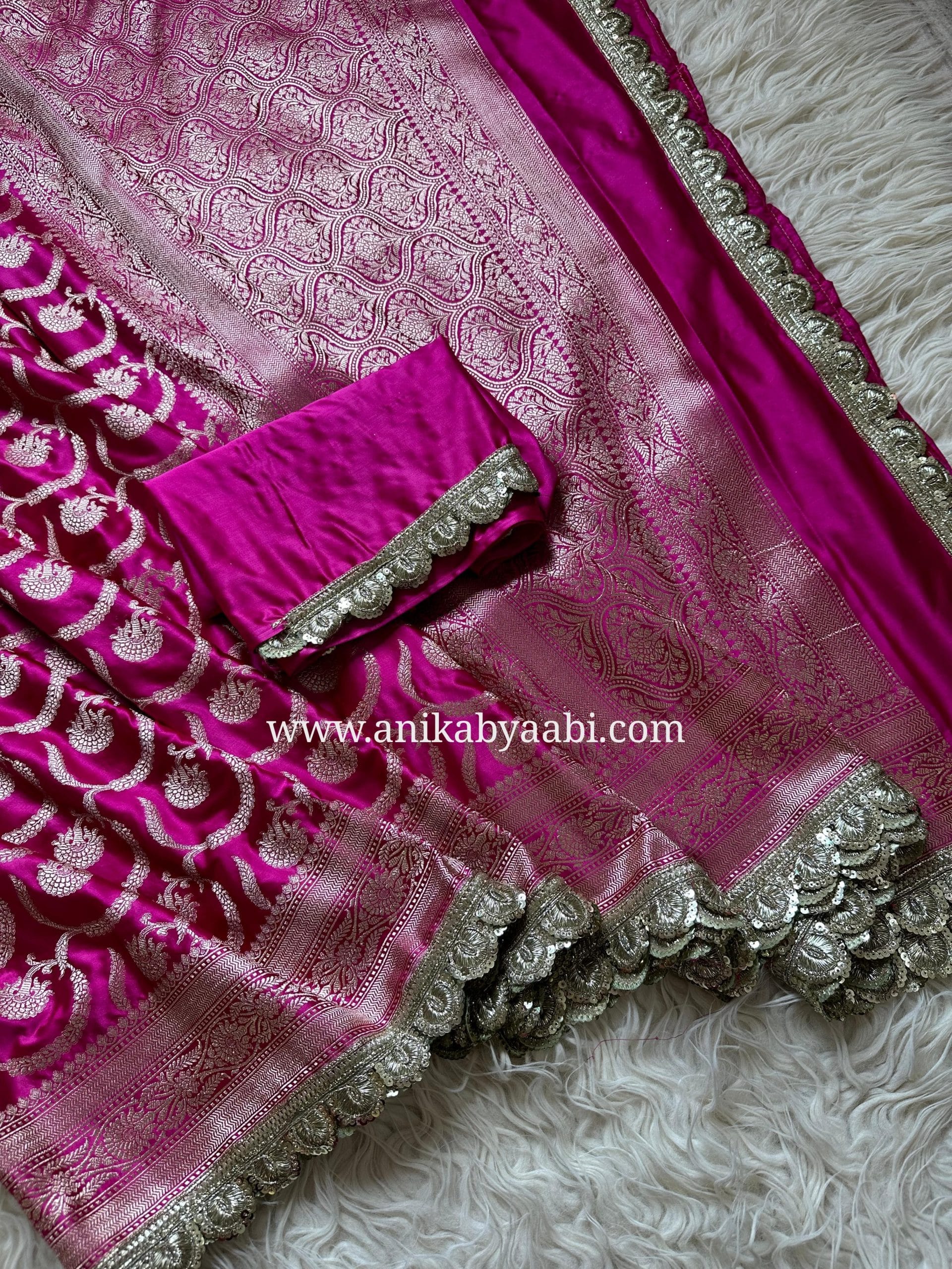 MUSHRO LACE-RANI PINK SAREE - Image 4