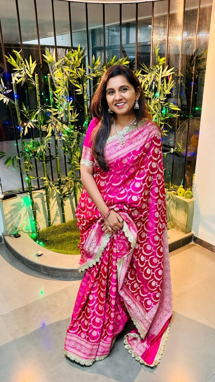 MUSHRO LACE-RANI PINK SAREE - Image 8