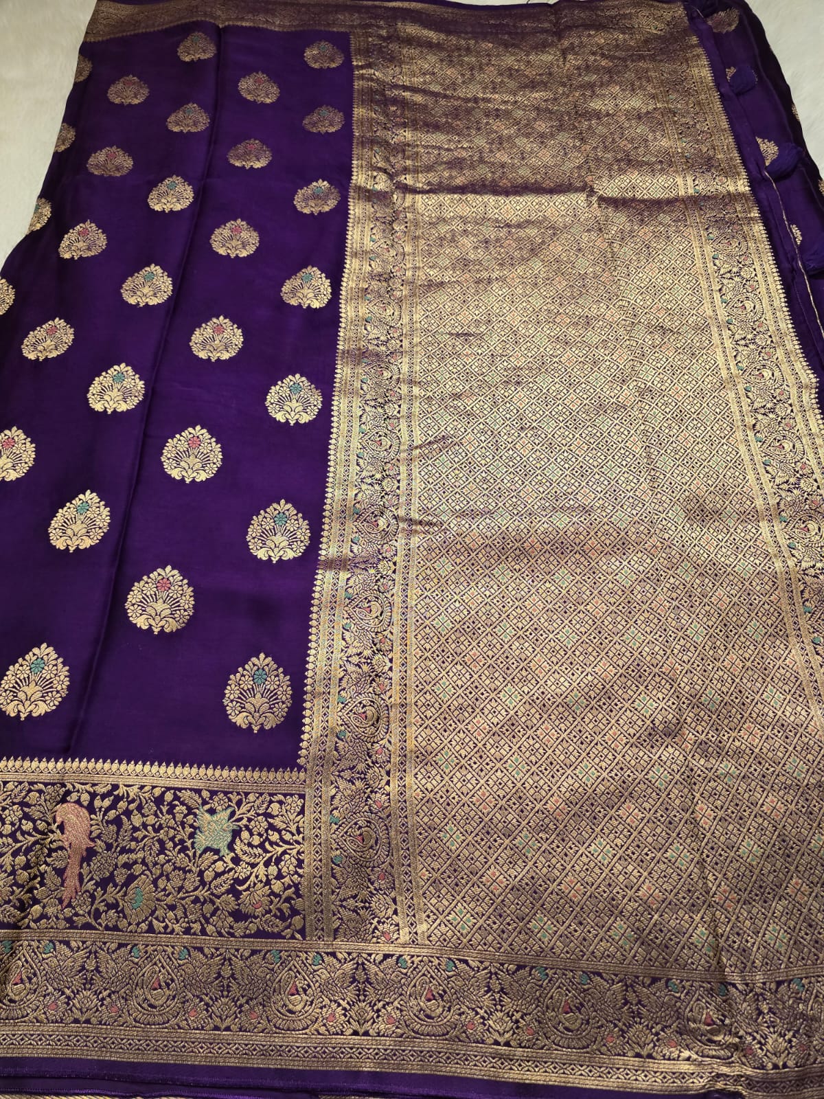 MUSHRO - PURPLE SAREE - Image 7