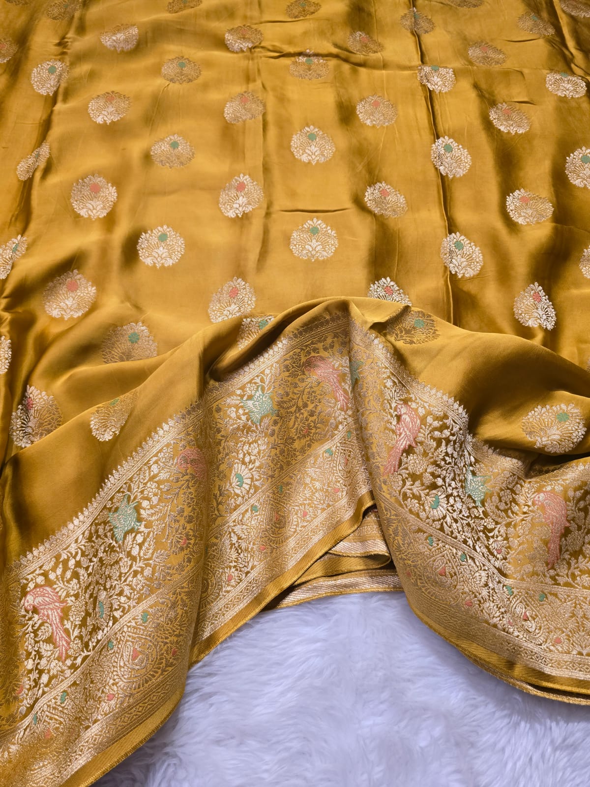 MUSHRO-YELLOW SAREE - Image 6