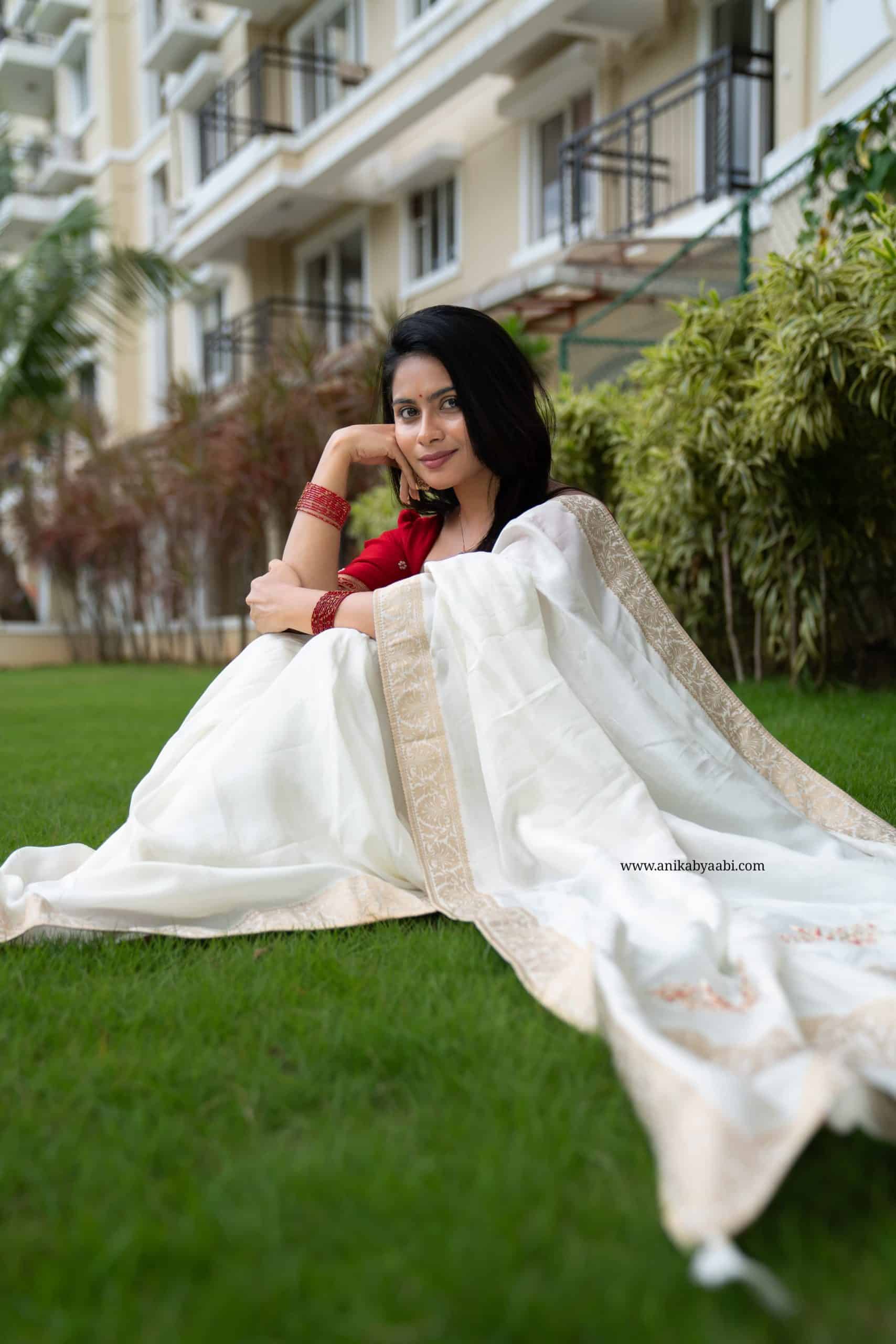ONAM SERIES-TANVI HALFWHITE SAREE - Image 12