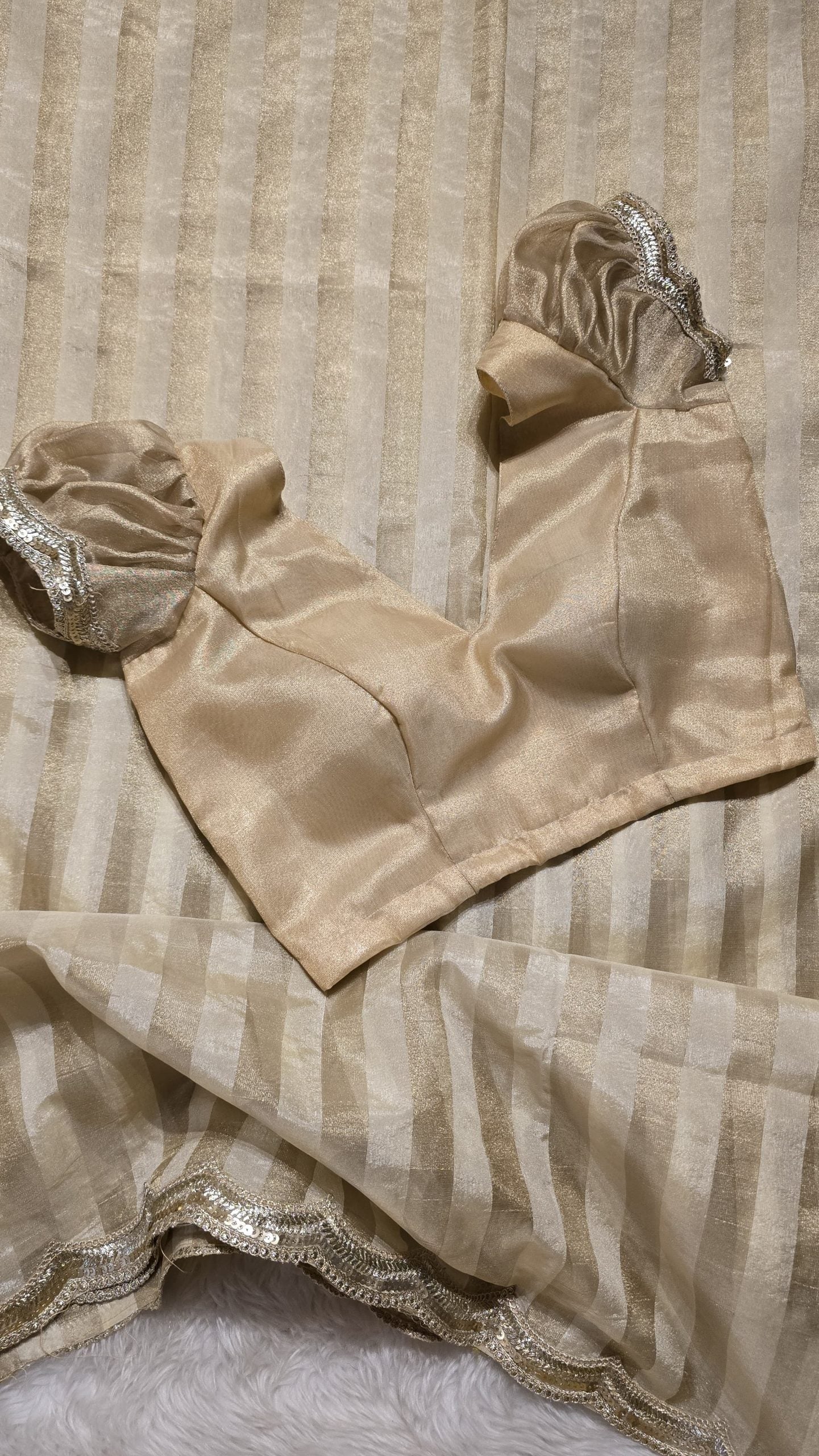 ONAM SERIES- TRISH GOLD SAREE - Image 4