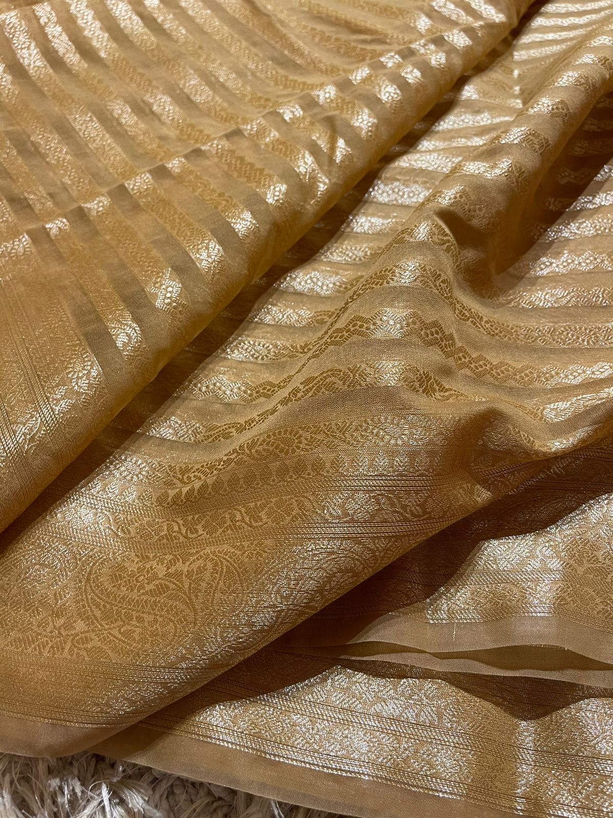 PASTEL GOLD SAREE - Image 4