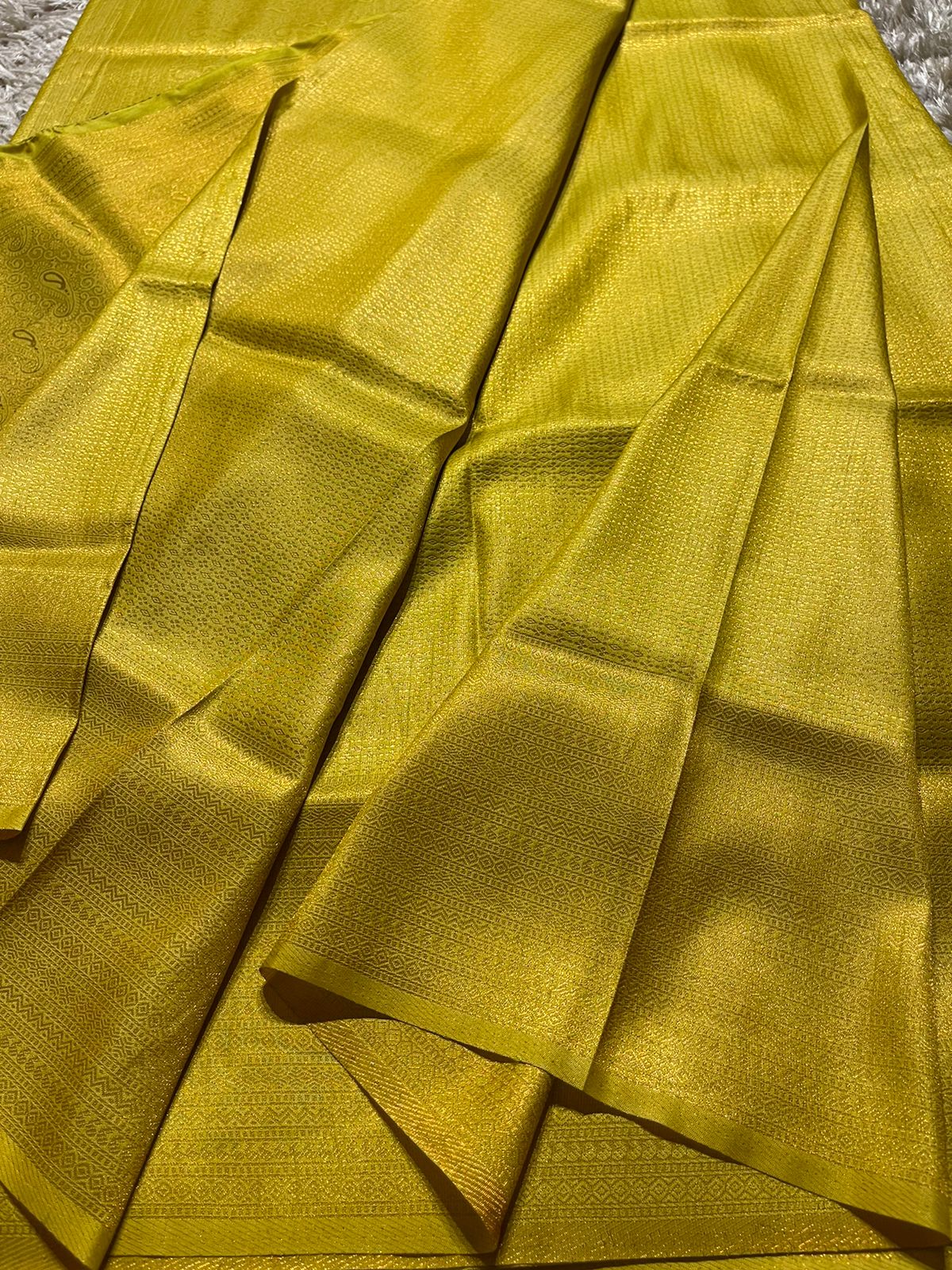 ROYAL AFFAIR-FLUORESCENT LIME BANARASI BROCADE SILK SAREE - Image 5