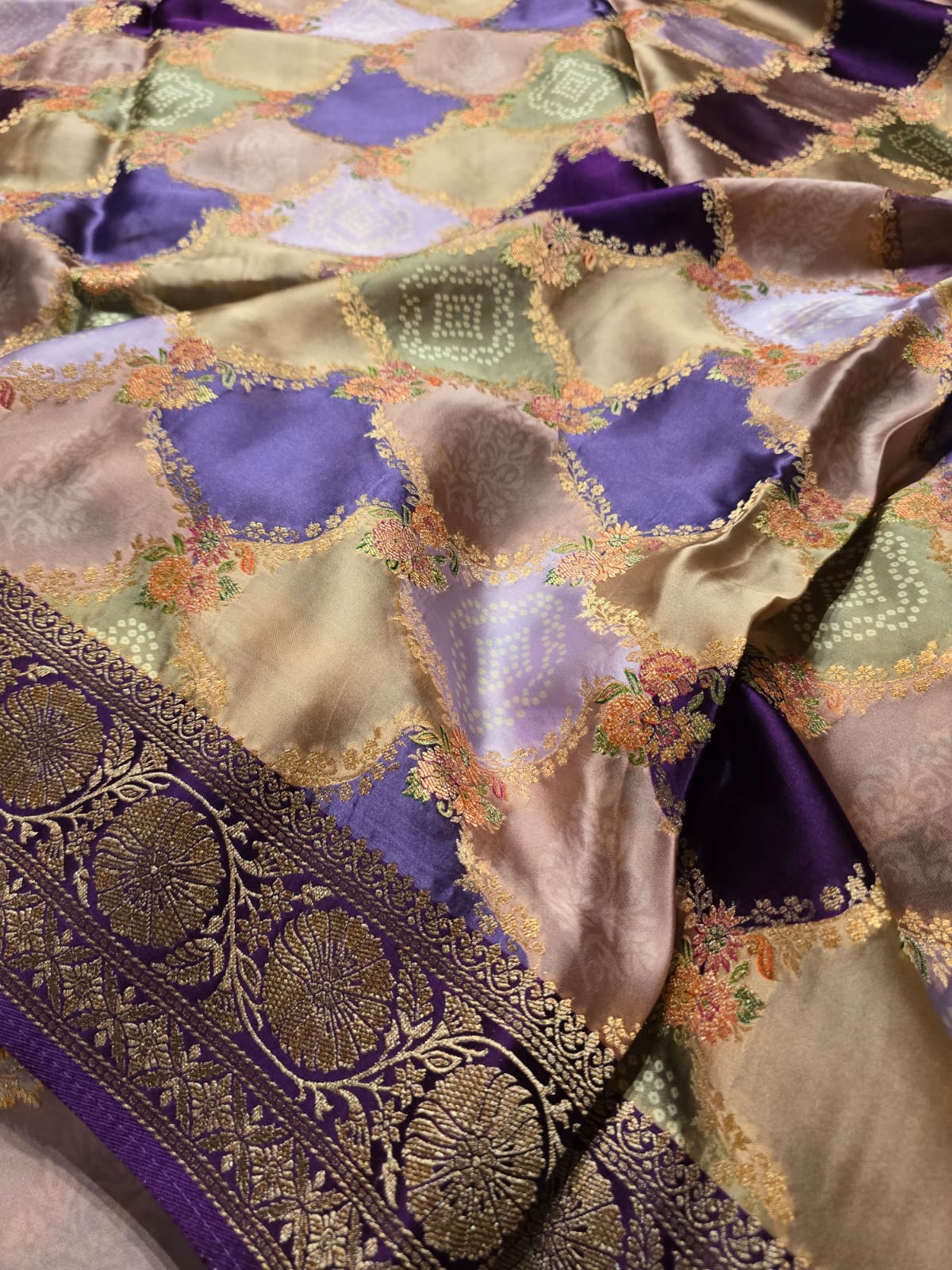 SHADES OF LOVE-PURPLE SAREE - Image 5