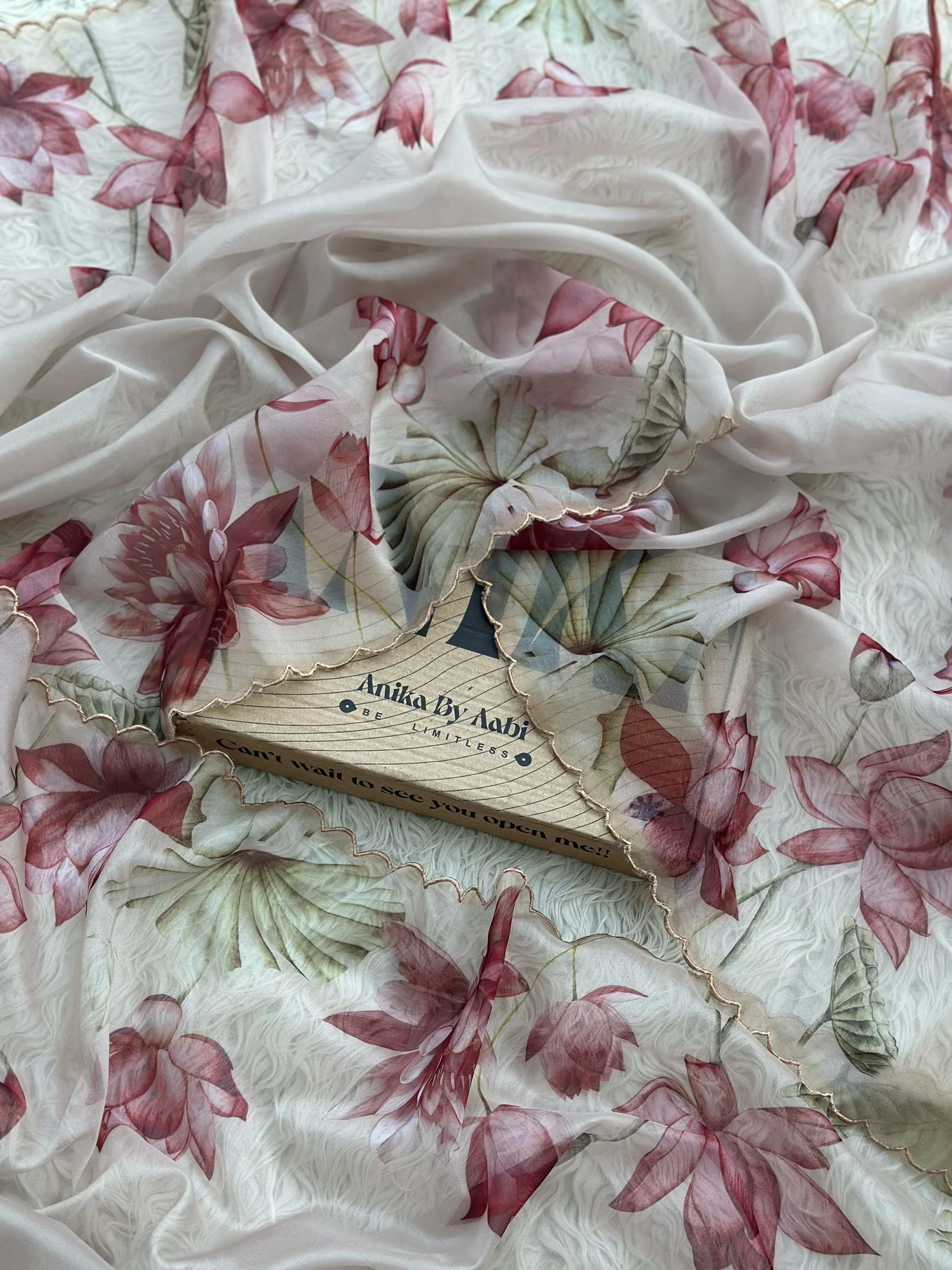 SITARA - FLORAL KORA ORGANZA SAREE - Image 3