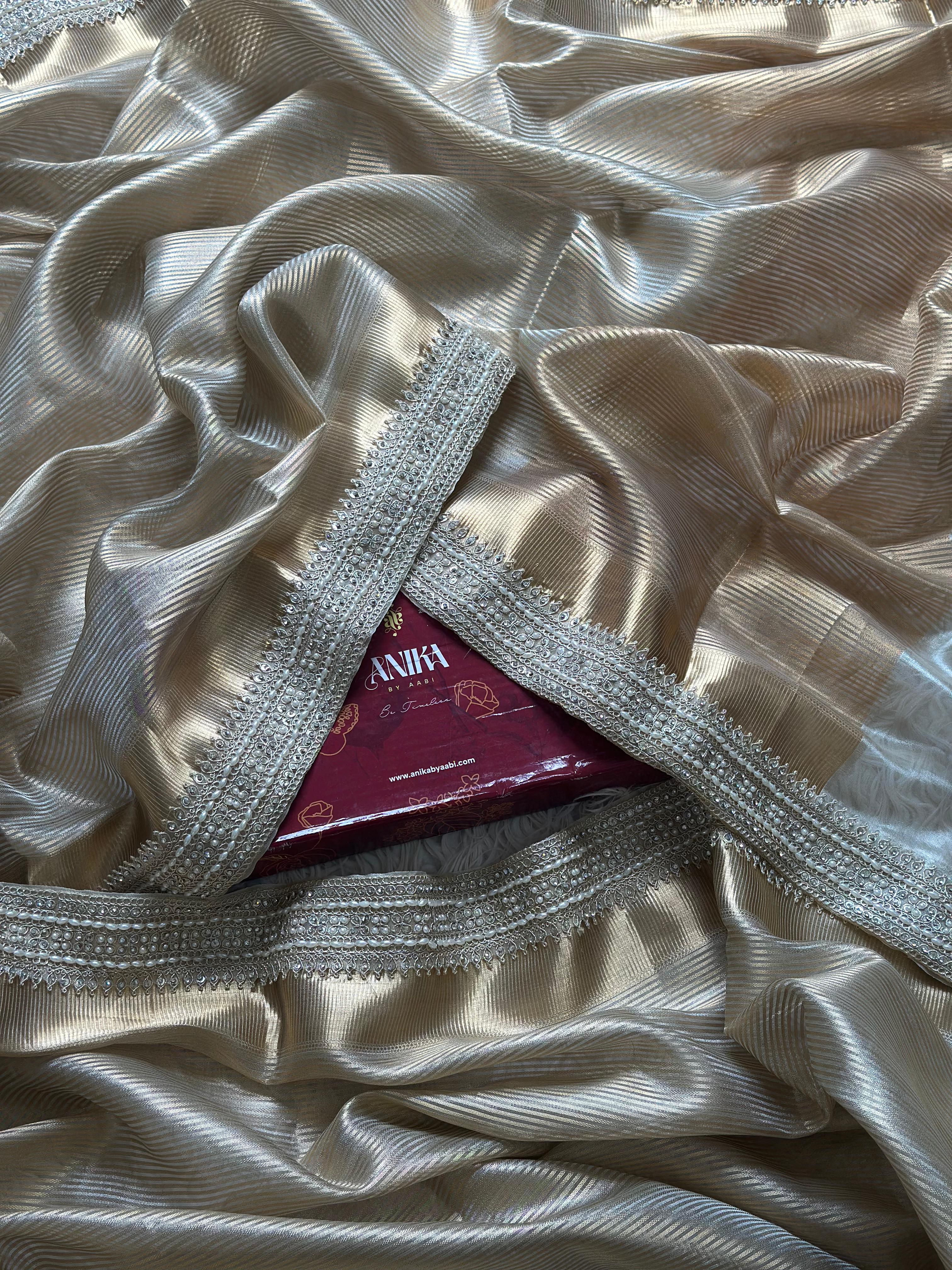 SONAKSHI - TISSUE LUXE - Banarasi silk saree in CHAMPAGNE GOLD - EXCLUSIVE EDIT - Image 3