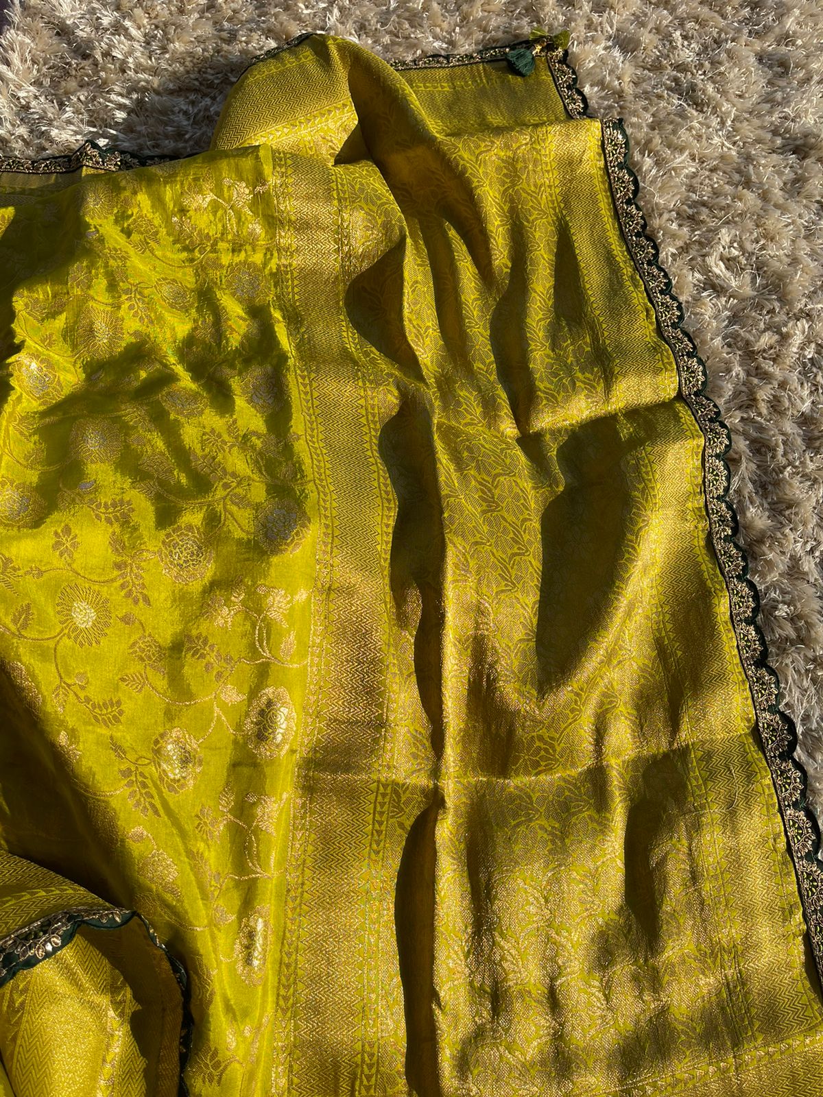 SUHA- GREEN SAREE - Image 4