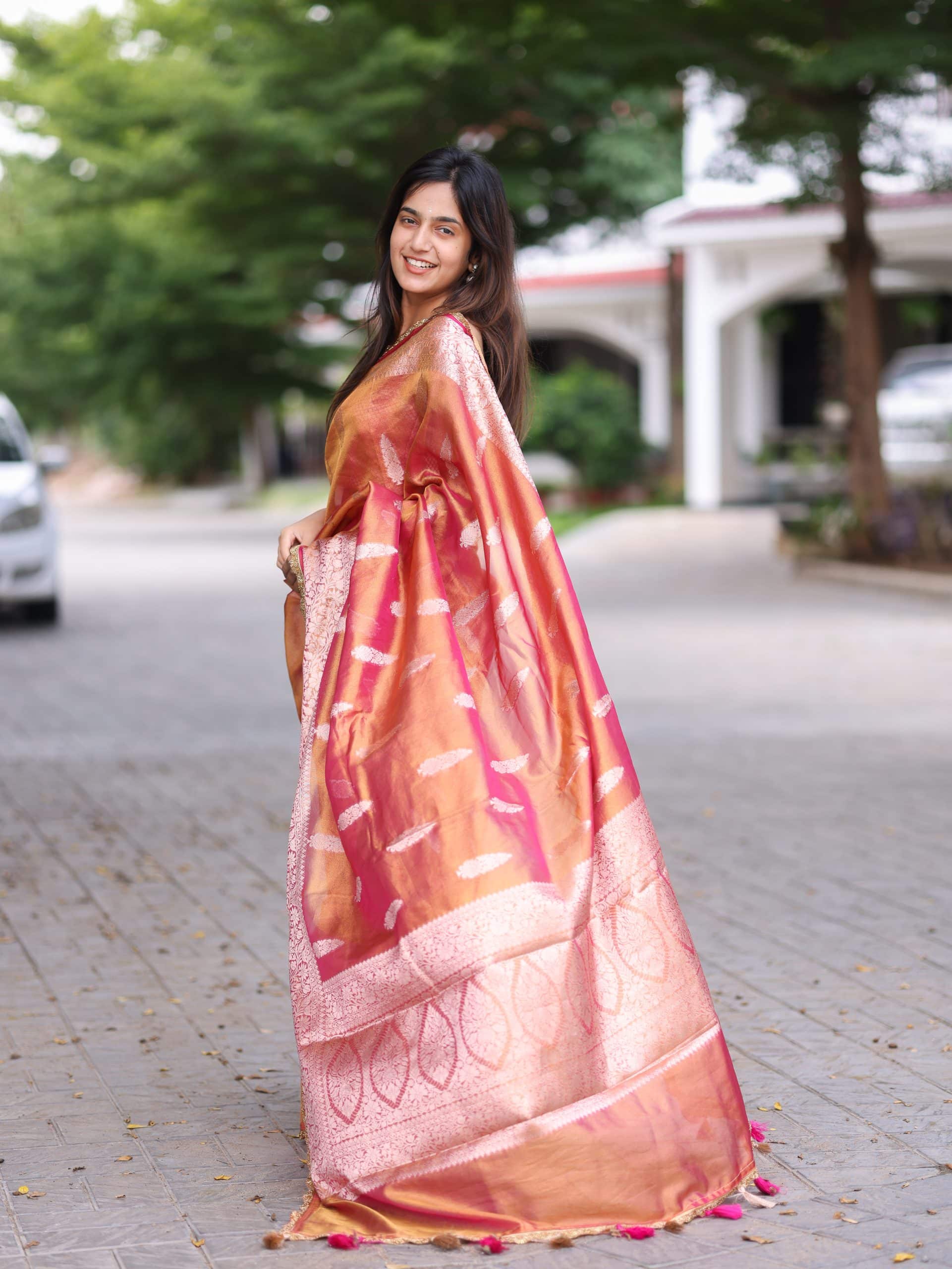 TISSUE JHANVI-RANIPINK DUAL TONE SAREE - Image 10