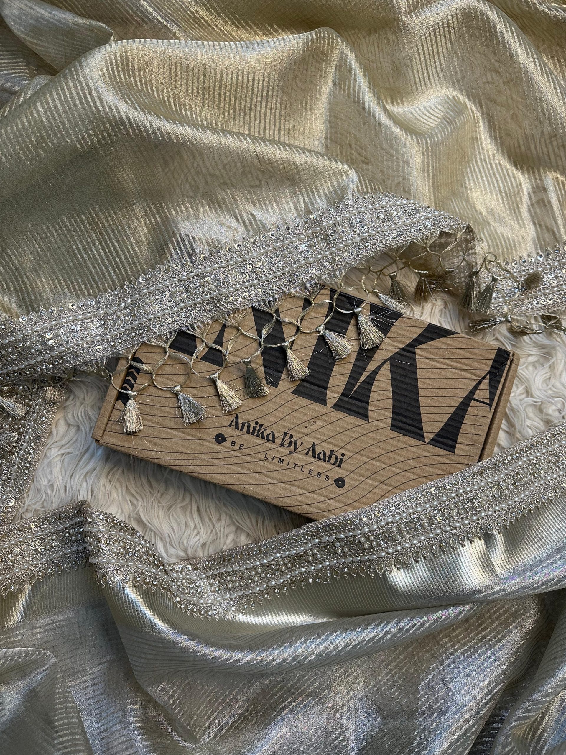 SONAKSHI - TISSUE LUXE - Banarasi silk saree in SILVER - EXCLUSIVE EDIT - Image 10