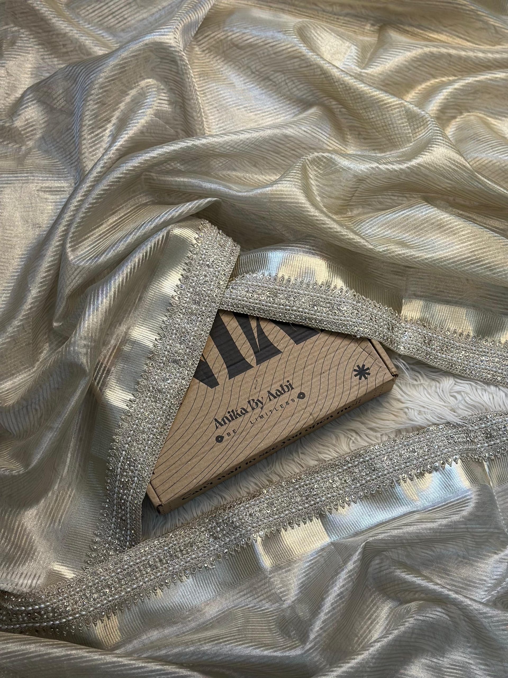 SONAKSHI - TISSUE LUXE - Banarasi silk saree in SILVER - EXCLUSIVE EDIT - Image 3