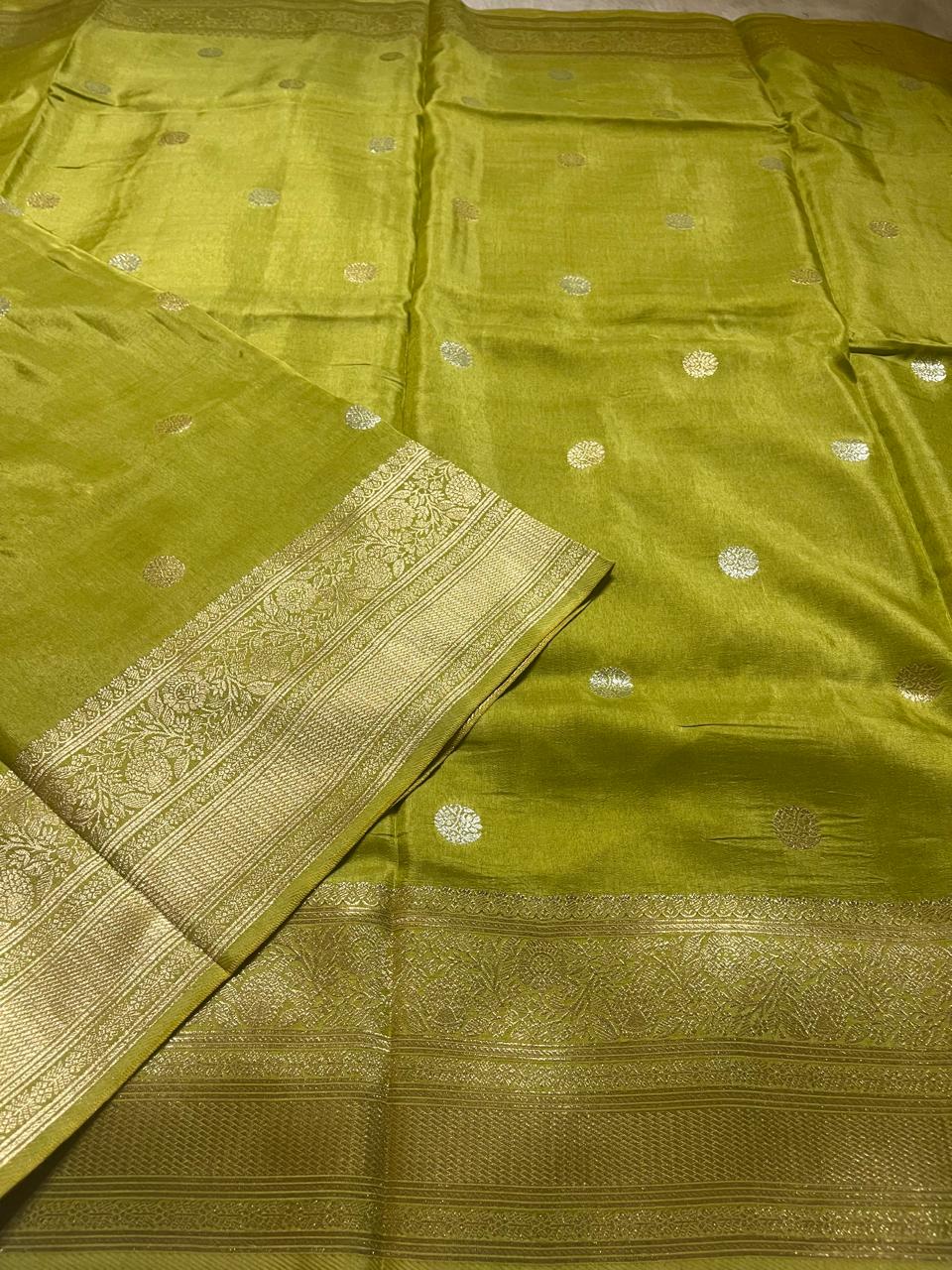 VINTAGE BANARASI-GREEN SAREE - Image 4