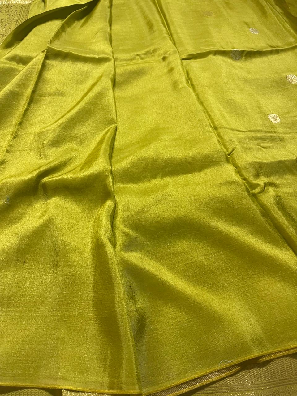 VINTAGE BANARASI-GREEN SAREE - Image 5